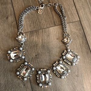 White House & Black market Statement necklace